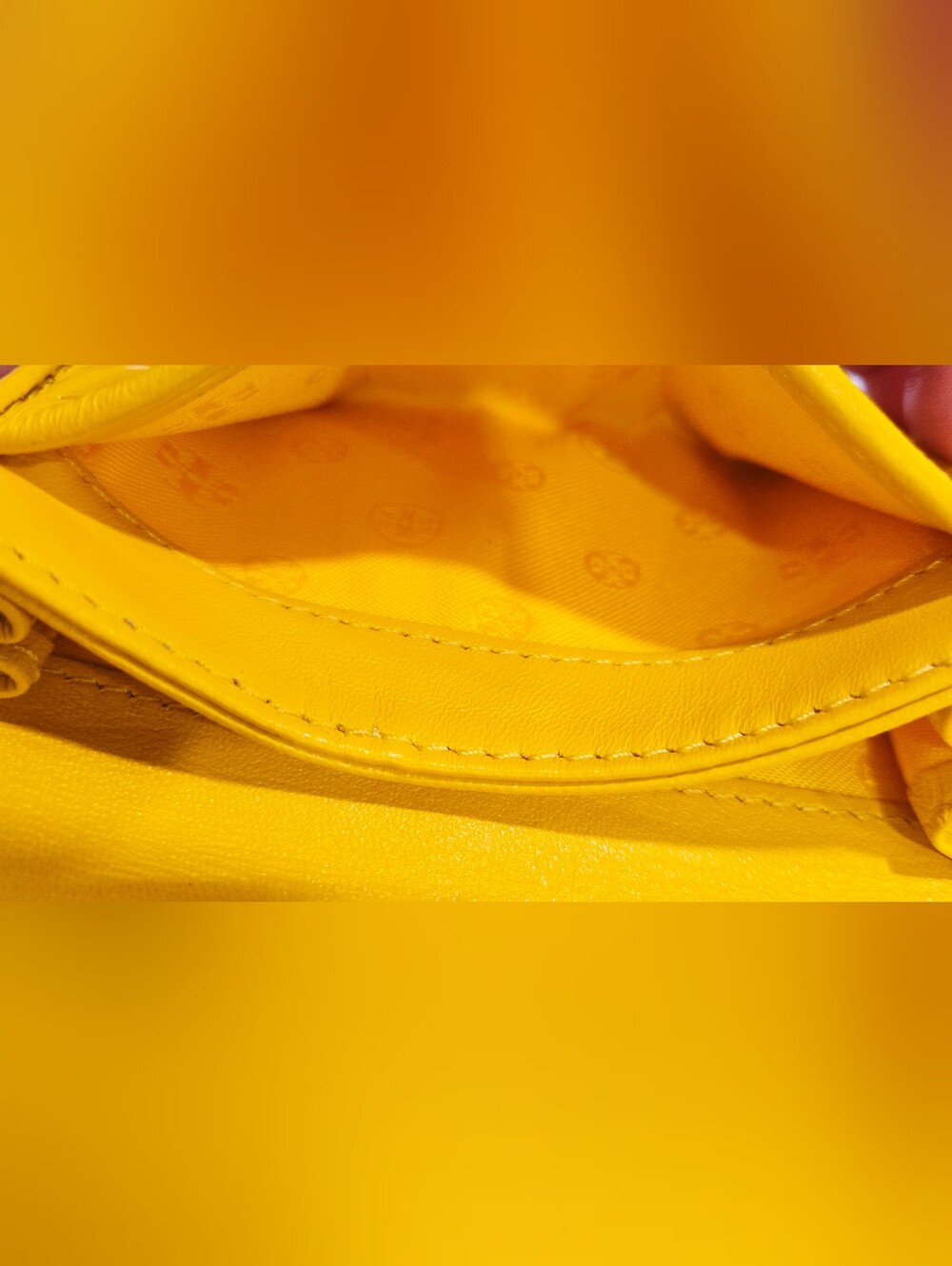 Tory Burch Alexa Mini Foldable Wallet - Picture 12 of 13